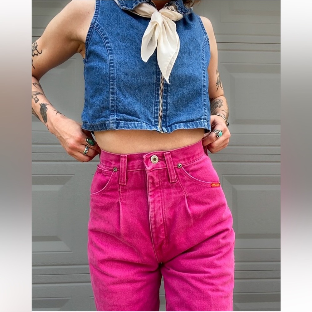 Vintage High Waist Wranglers - Pink